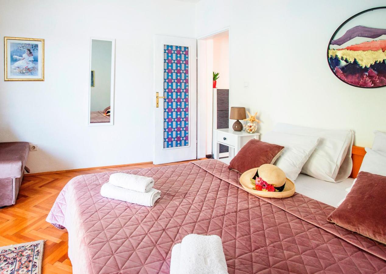 Apartments Maxhit ティヴァト エクステリア 写真